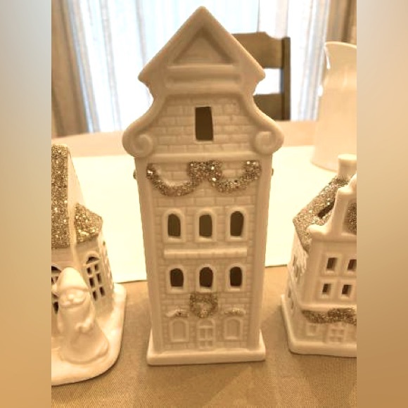 NWOTs Winter Village, ivory/white and gold. - Picture 2 of 7